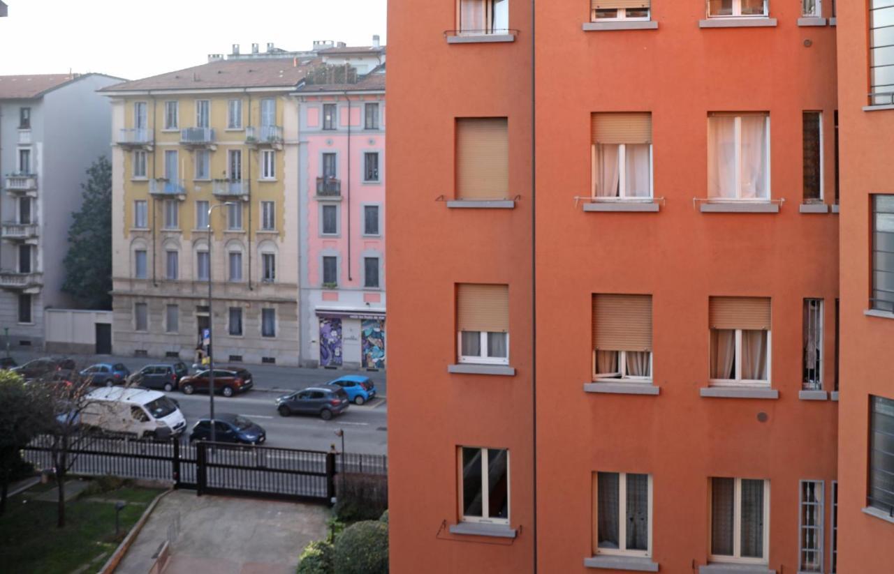 Casajulienne Apartment Милано Екстериор снимка