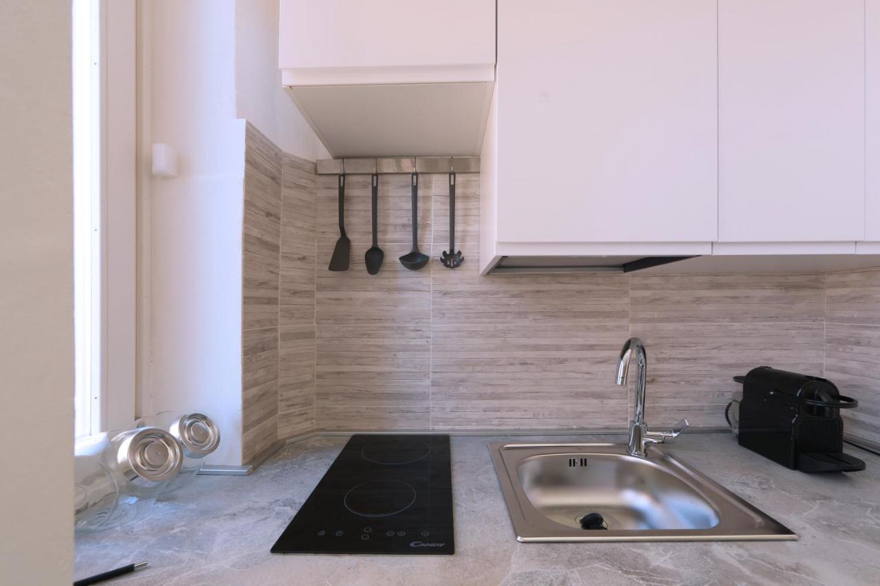Casajulienne Apartment Милано Екстериор снимка