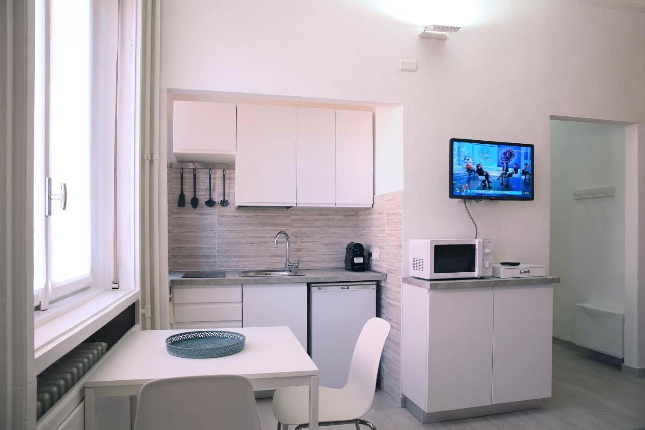 Casajulienne Apartment Милано Екстериор снимка